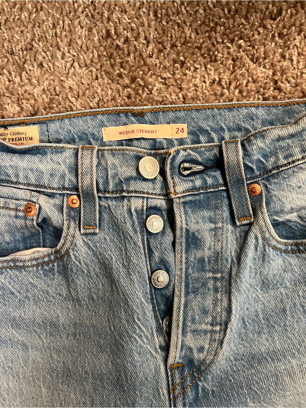 Levi’s Jeans - Picture 3 of 3